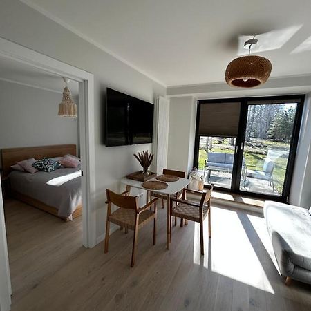 Albatross Getaway By The Sea, Spa And Forest With A Terrace Ķesterciems Kültér fotó